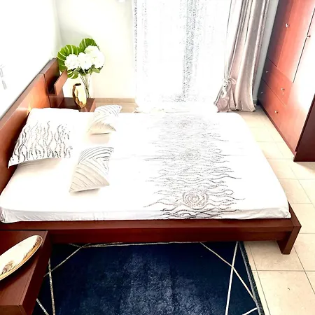 Diamanti Apartahotel Kolios