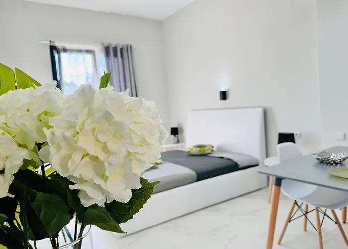 Diamanti Lägenhetshotell Kolios