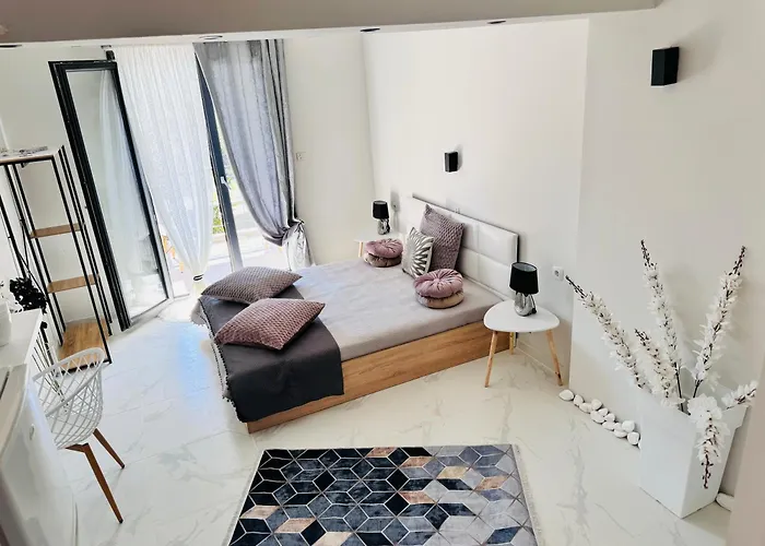 Lägenhetshotell Diamanti 4*